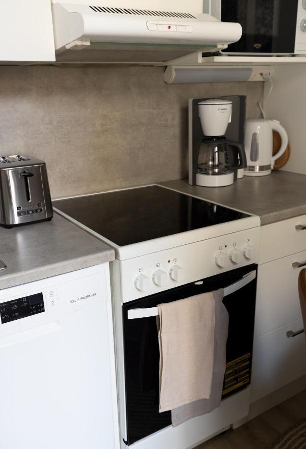 2Ndhomes Cozy, Modern Courtyard Home With Great Location Helsinki Esterno foto